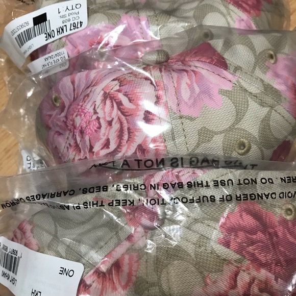 Coach Hat With Signature Kaffe Fassett Print - Picture 8 of 9